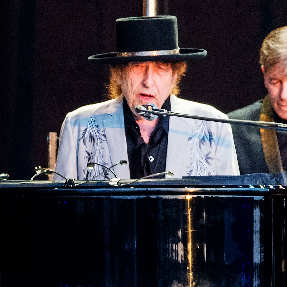 Bob Dylan making tour plans through 2024 is more surprising than his going electric