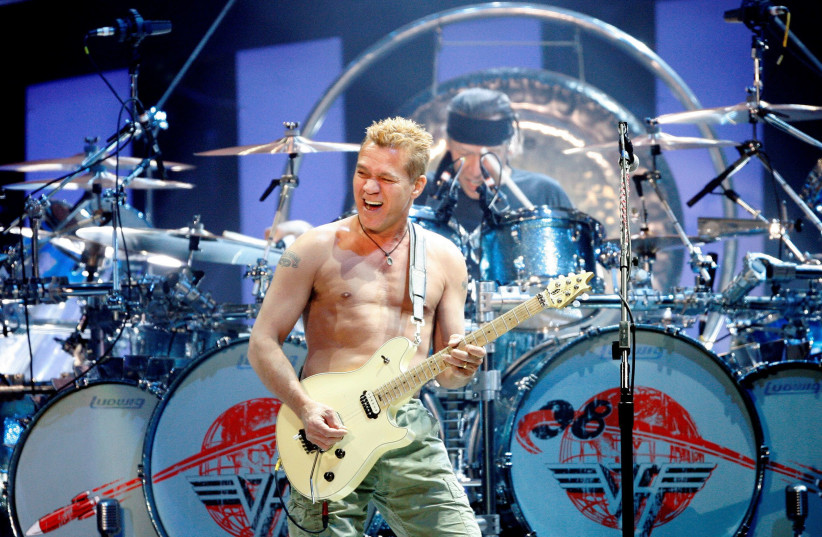 Van Halen’s gladly Jewish ex-frontman retires from music