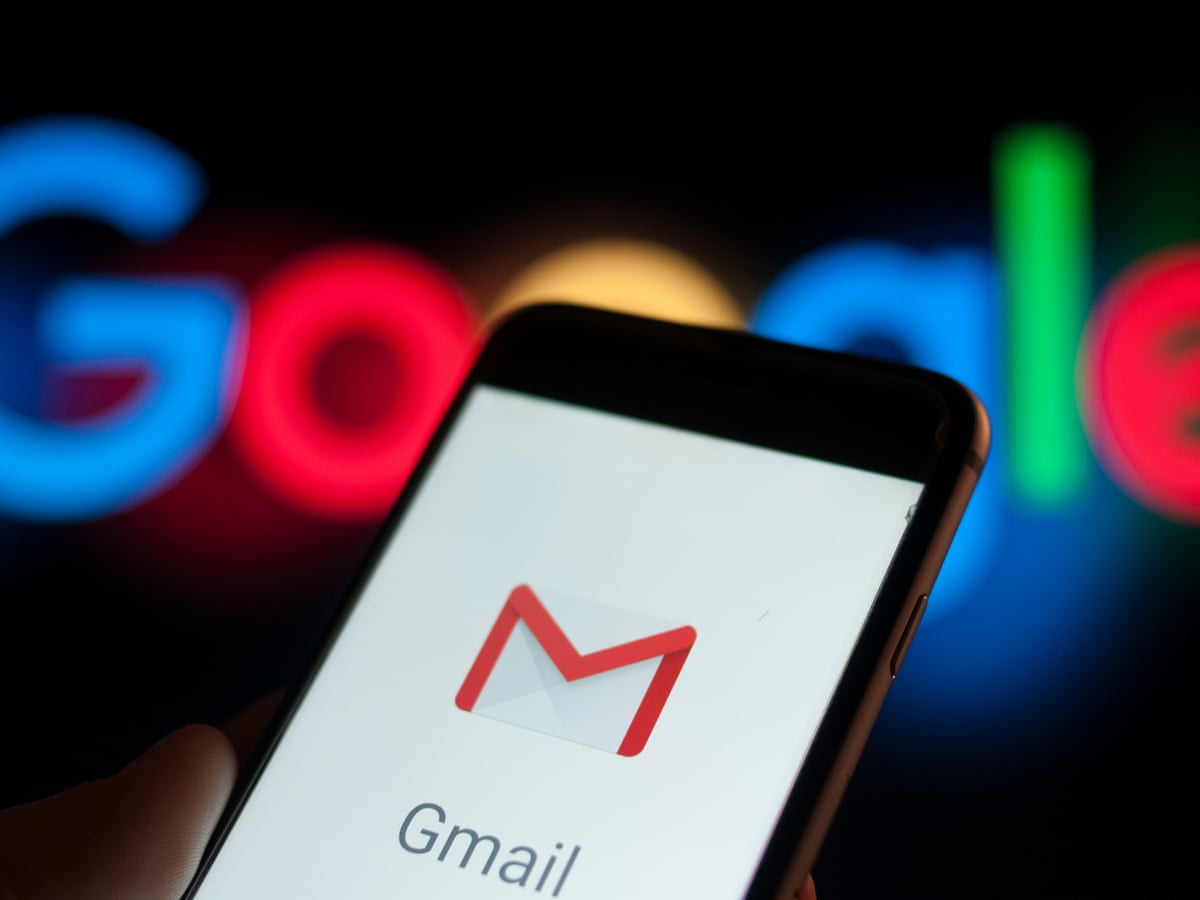 Google’s Gmail application currently allows you to make voice and video calls