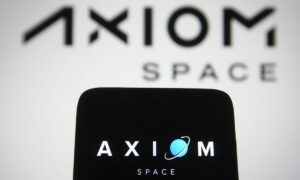NASA clears Axiom group for a first private mission to ISS